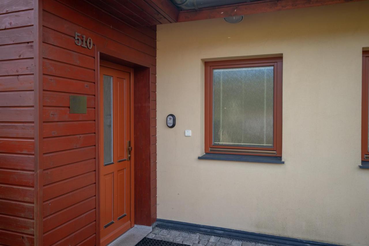 Vila Family House Tisá Exteriér fotografie